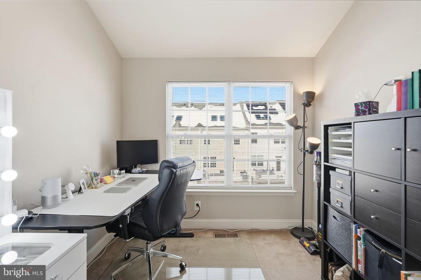 5027 POTOMAC HIGHLANDS CIR, TRIANGLE, Virginia 22172, 3 Bedrooms Bedrooms, 10 Rooms Rooms,2 BathroomsBathrooms,Residential,For sale,5027 POTOMAC HIGHLANDS CIR,VAPW2111446 MLS # VAPW2111446