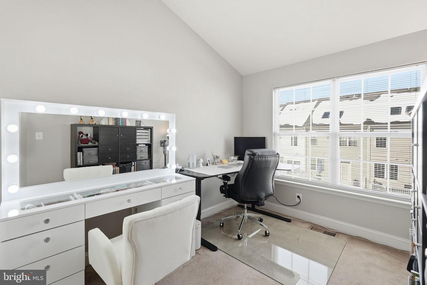 5027 POTOMAC HIGHLANDS CIR, TRIANGLE, Virginia 22172, 3 Bedrooms Bedrooms, 10 Rooms Rooms,2 BathroomsBathrooms,Residential,For sale,5027 POTOMAC HIGHLANDS CIR,VAPW2111446 MLS # VAPW2111446