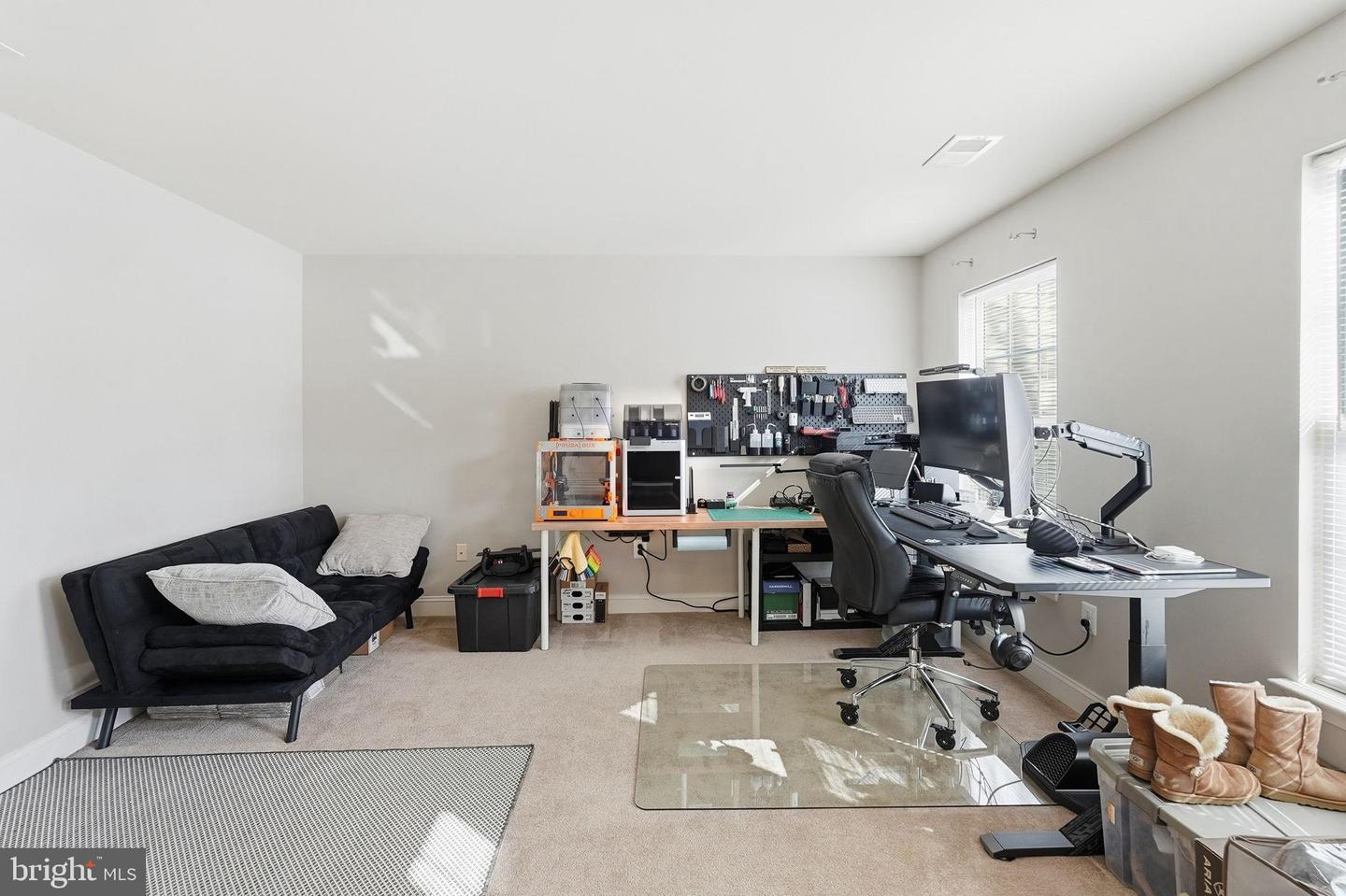 5027 POTOMAC HIGHLANDS CIR, TRIANGLE, Virginia 22172, 3 Bedrooms Bedrooms, 10 Rooms Rooms,2 BathroomsBathrooms,Residential,For sale,5027 POTOMAC HIGHLANDS CIR,VAPW2111446 MLS # VAPW2111446