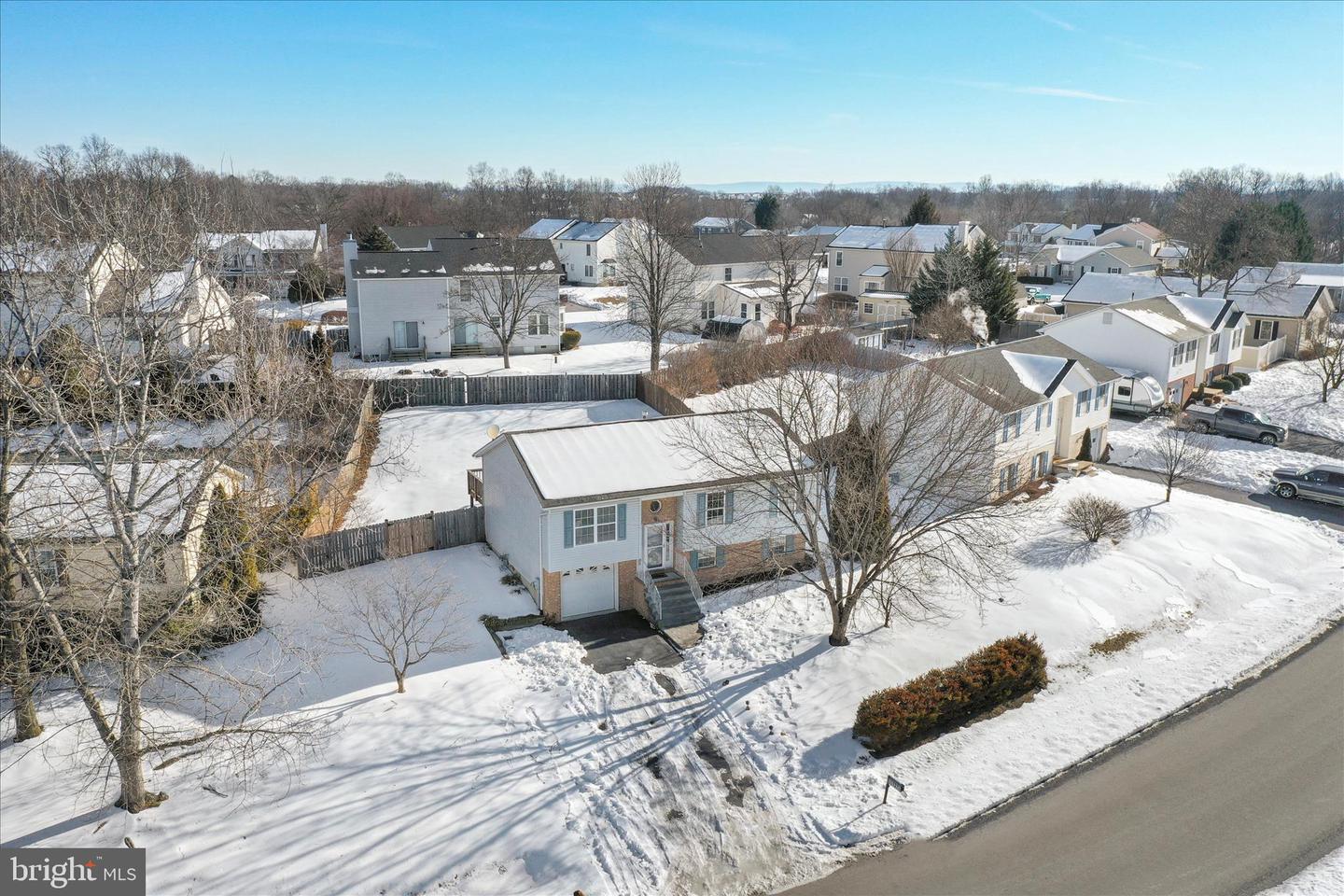 137 WOODROW RD, WINCHESTER, Virginia 22602, 3 Bedrooms Bedrooms, ,2 BathroomsBathrooms,Residential,For sale,137 WOODROW RD,VAFV2039288 MLS # VAFV2039288