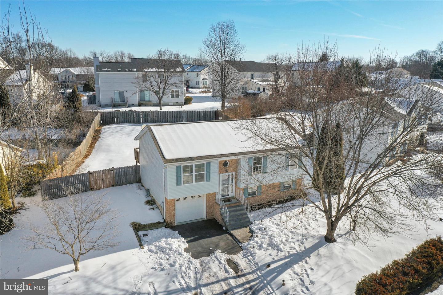 137 WOODROW RD, WINCHESTER, Virginia 22602, 3 Bedrooms Bedrooms, ,2 BathroomsBathrooms,Residential,For sale,137 WOODROW RD,VAFV2039288 MLS # VAFV2039288