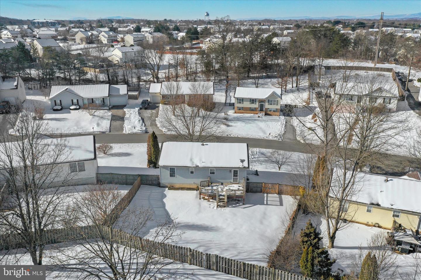 137 WOODROW RD, WINCHESTER, Virginia 22602, 3 Bedrooms Bedrooms, ,2 BathroomsBathrooms,Residential,For sale,137 WOODROW RD,VAFV2039288 MLS # VAFV2039288