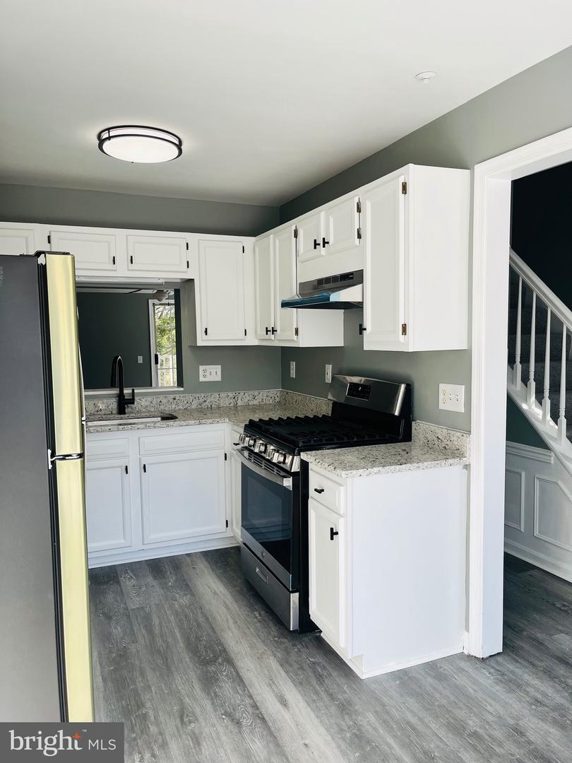 11765 TOLSON PL #11765, WOODBRIDGE, Virginia 22192, 2 Bedrooms Bedrooms, ,2 BathroomsBathrooms,Residential,For sale,11765 TOLSON PL #11765,VAPW2111620 MLS # VAPW2111620