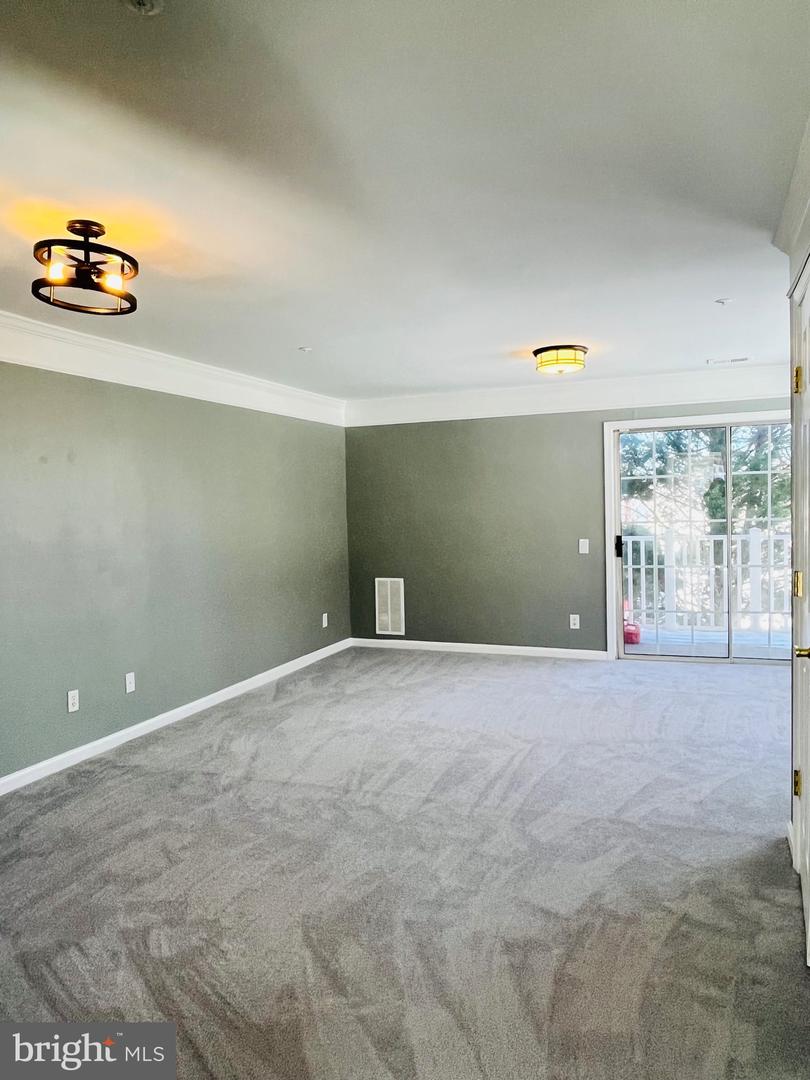 11765 TOLSON PL #11765, WOODBRIDGE, Virginia 22192, 2 Bedrooms Bedrooms, ,2 BathroomsBathrooms,Residential,For sale,11765 TOLSON PL #11765,VAPW2111620 MLS # VAPW2111620