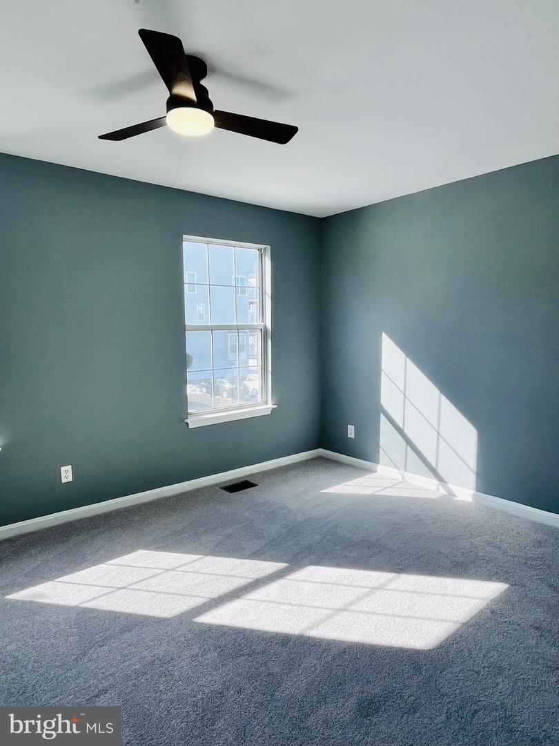 11765 TOLSON PL #11765, WOODBRIDGE, Virginia 22192, 2 Bedrooms Bedrooms, ,2 BathroomsBathrooms,Residential,For sale,11765 TOLSON PL #11765,VAPW2111620 MLS # VAPW2111620