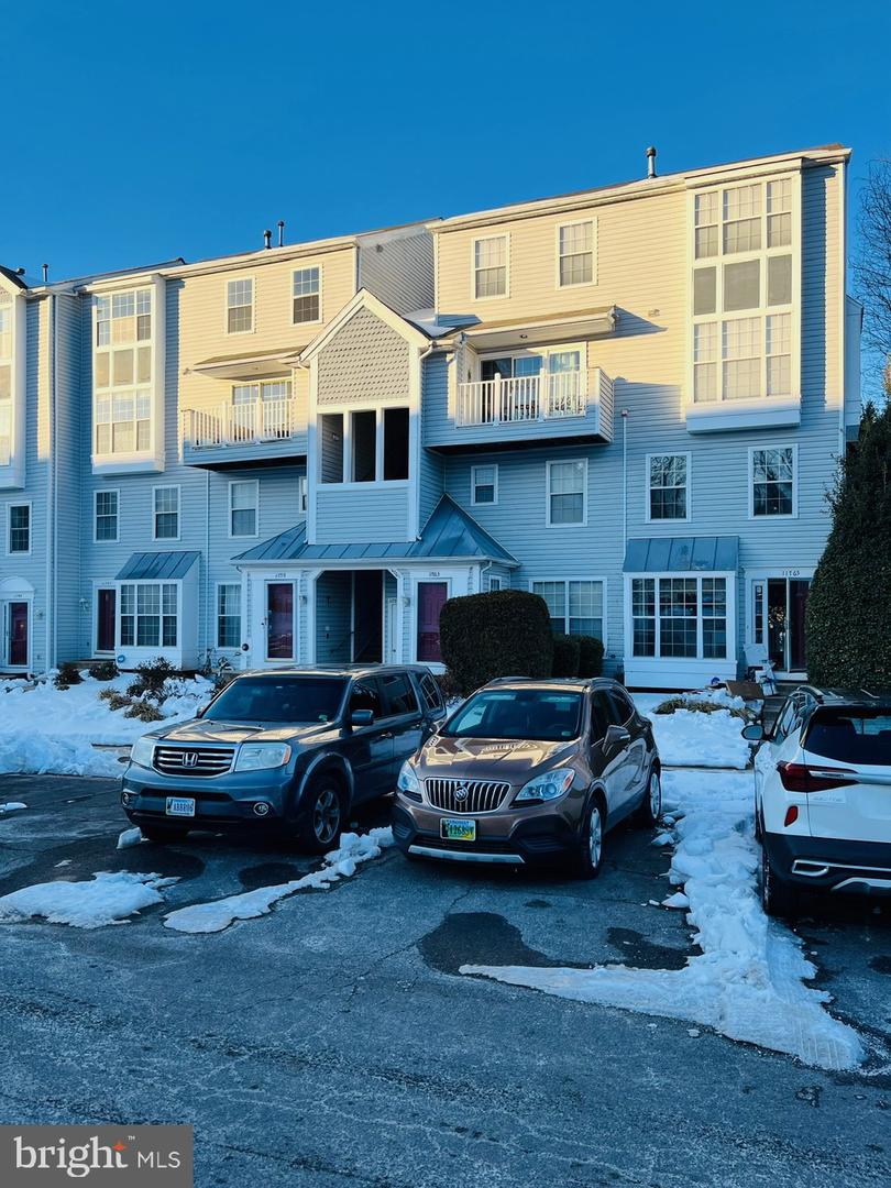 11765 TOLSON PL #11765, WOODBRIDGE, Virginia 22192, 2 Bedrooms Bedrooms, ,2 BathroomsBathrooms,Residential,For sale,11765 TOLSON PL #11765,VAPW2111620 MLS # VAPW2111620