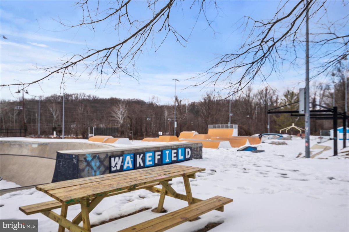 5711 HEMING AVE, SPRINGFIELD, Virginia 22151, 4 Bedrooms Bedrooms, ,3 BathroomsBathrooms,Residential,For sale,5711 HEMING AVE,VAFX2288470 MLS # VAFX2288470 5711 HEMING AVE, SPRINGFIELD, Virginia 22151, 4 Bedrooms Bedrooms, ,3 BathroomsBathrooms,Residential,For sale,5711 HEMING AVE,VAFX2288470 MLS # VAFX2288470