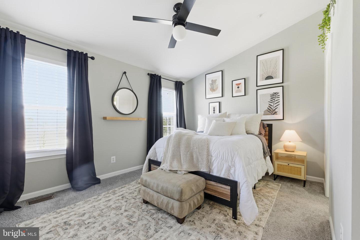 5804-D KATELYN MARY PL #304, ALEXANDRIA, Virginia 22310, 2 Bedrooms Bedrooms, 5 Rooms Rooms,2 BathroomsBathrooms,Residential,For sale,5804-D KATELYN MARY PL #304,VAFX2288588 MLS # VAFX2288588