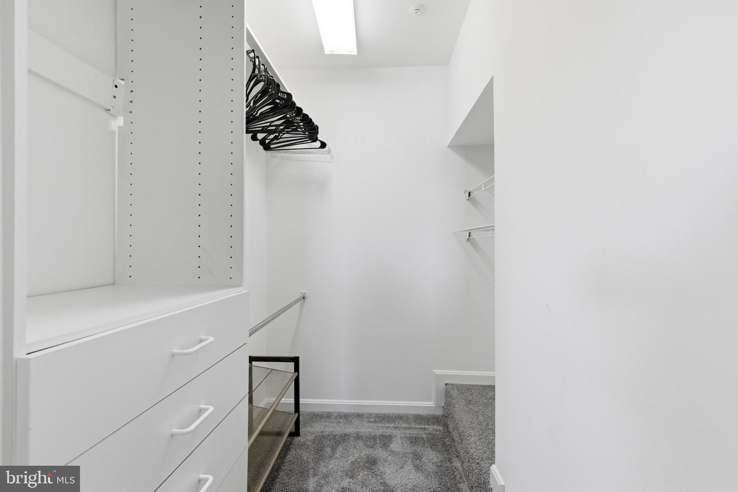 5804-D KATELYN MARY PL #304, ALEXANDRIA, Virginia 22310, 2 Bedrooms Bedrooms, 5 Rooms Rooms,2 BathroomsBathrooms,Residential,For sale,5804-D KATELYN MARY PL #304,VAFX2288588 MLS # VAFX2288588