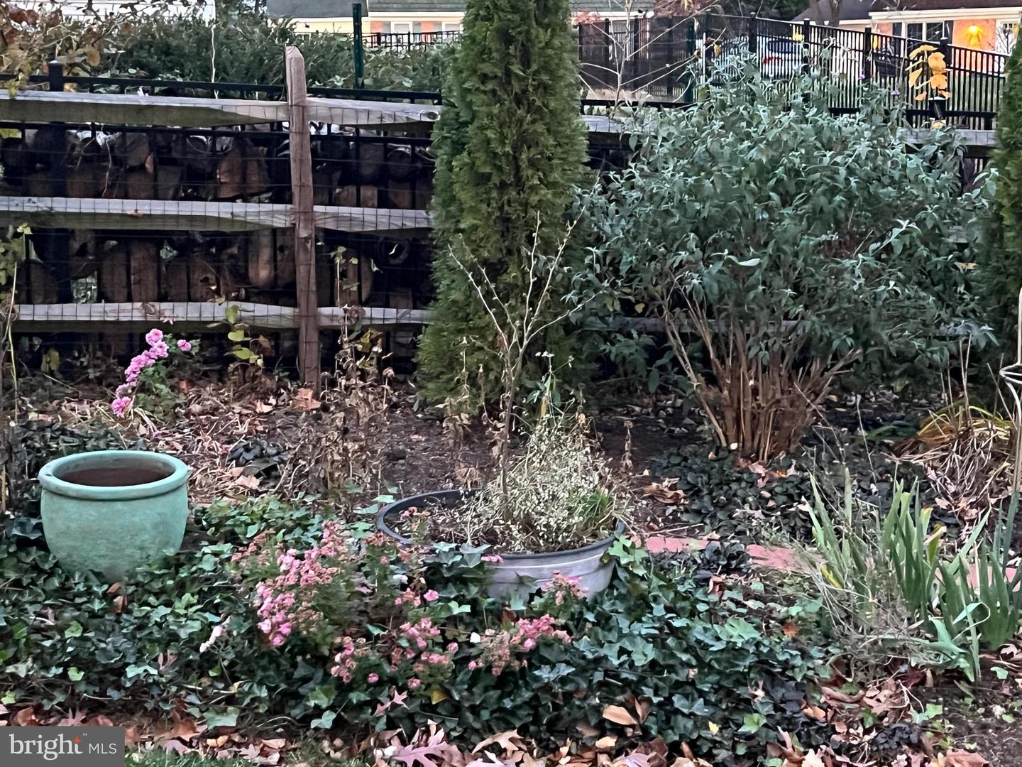 1114 BRADFIELD DR SW, LEESBURG, Virginia 20175, 4 Bedrooms Bedrooms, 14 Rooms Rooms,2 BathroomsBathrooms,Residential,For sale,1114 BRADFIELD DR SW,VALO2115158 MLS # VALO2115158