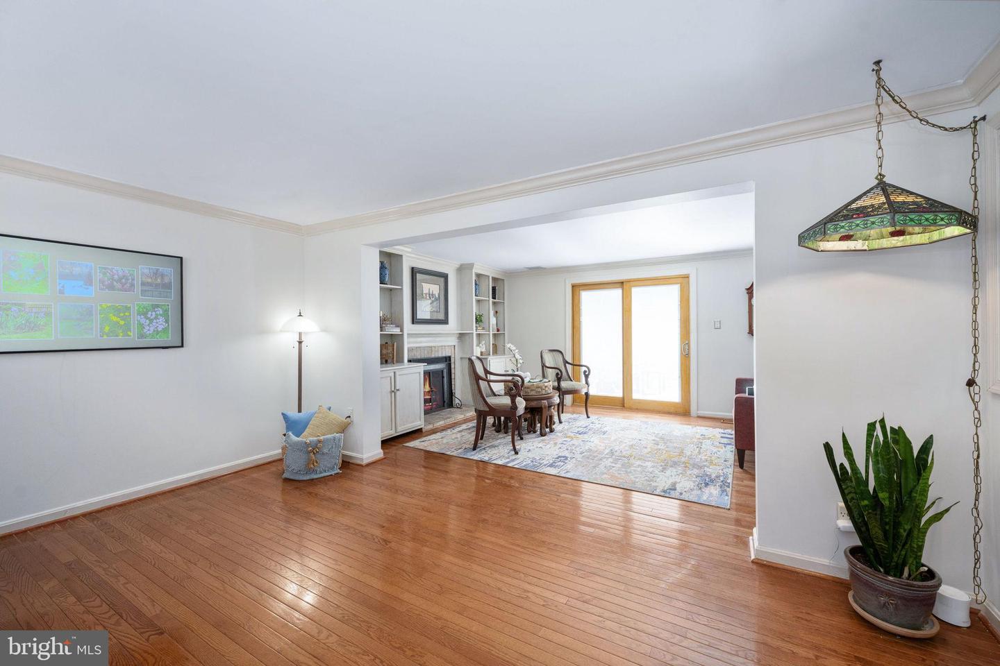 1114 BRADFIELD DR SW, LEESBURG, Virginia 20175, 4 Bedrooms Bedrooms, 14 Rooms Rooms,2 BathroomsBathrooms,Residential,For sale,1114 BRADFIELD DR SW,VALO2115158 MLS # VALO2115158