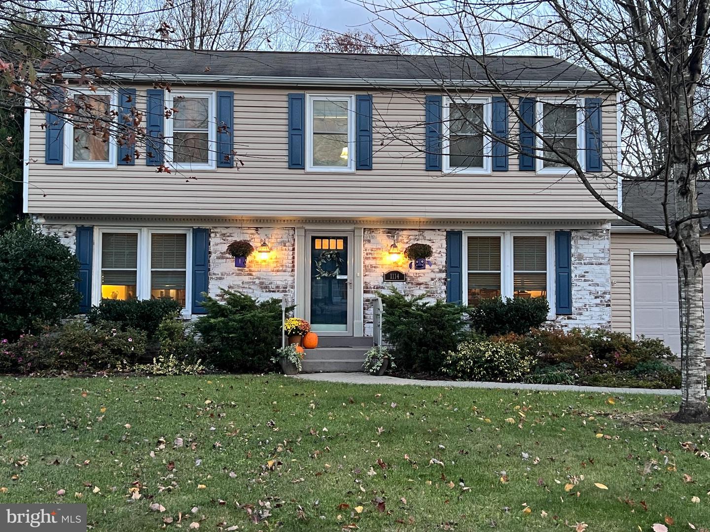 1114 BRADFIELD DR SW, LEESBURG, Virginia 20175, 4 Bedrooms Bedrooms, 14 Rooms Rooms,2 BathroomsBathrooms,Residential,For sale,1114 BRADFIELD DR SW,VALO2115158 MLS # VALO2115158