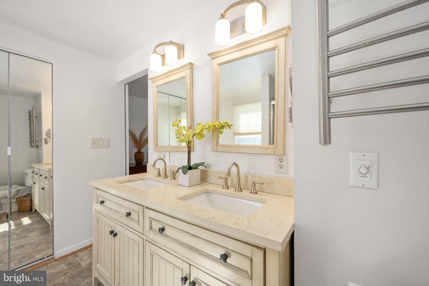 1114 BRADFIELD DR SW, LEESBURG, Virginia 20175, 4 Bedrooms Bedrooms, 14 Rooms Rooms,2 BathroomsBathrooms,Residential,For sale,1114 BRADFIELD DR SW,VALO2115158 MLS # VALO2115158