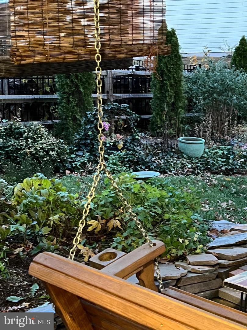 1114 BRADFIELD DR SW, LEESBURG, Virginia 20175, 4 Bedrooms Bedrooms, 14 Rooms Rooms,2 BathroomsBathrooms,Residential,For sale,1114 BRADFIELD DR SW,VALO2115158 MLS # VALO2115158