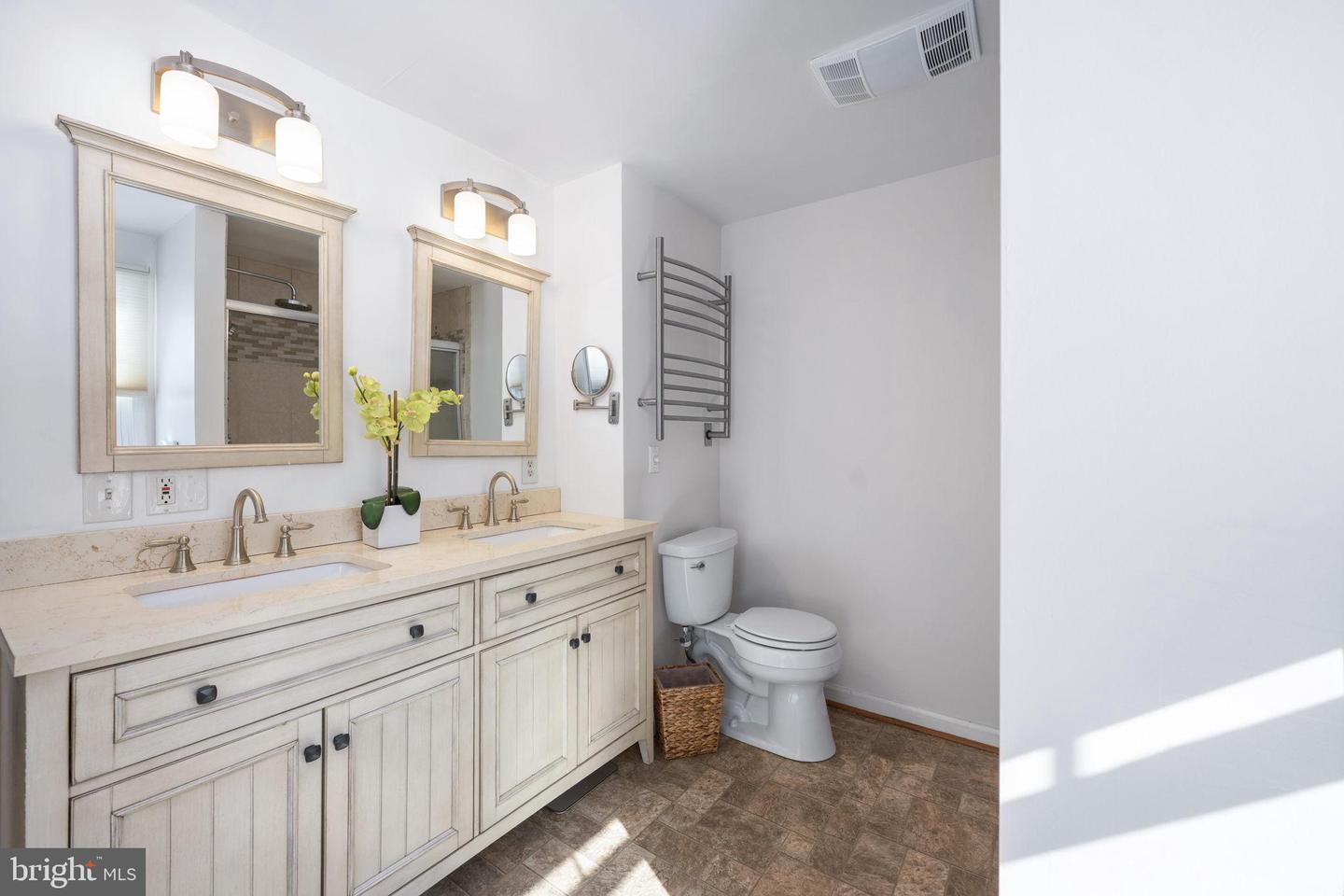 1114 BRADFIELD DR SW, LEESBURG, Virginia 20175, 4 Bedrooms Bedrooms, 14 Rooms Rooms,2 BathroomsBathrooms,Residential,For sale,1114 BRADFIELD DR SW,VALO2115158 MLS # VALO2115158