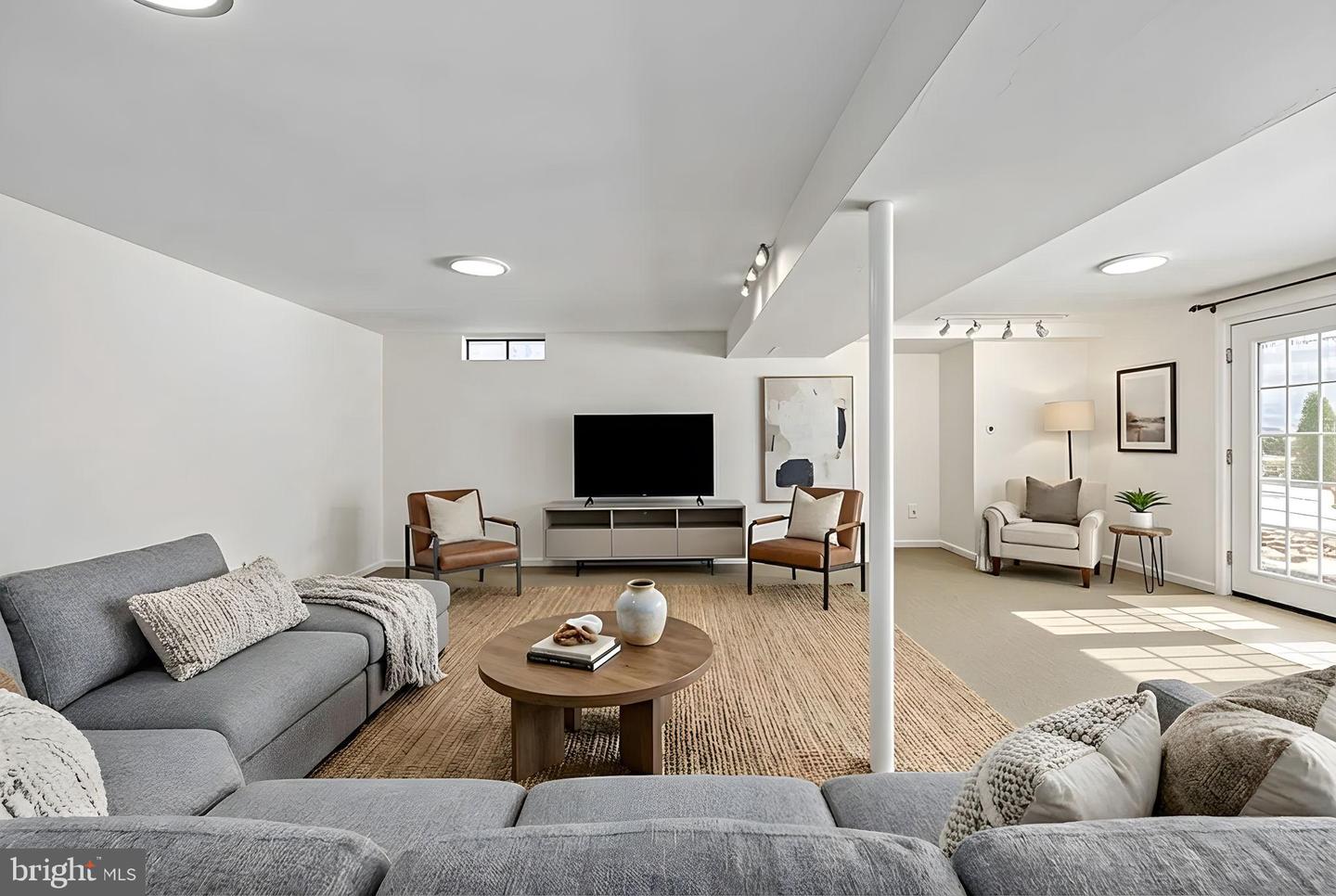 1114 BRADFIELD DR SW, LEESBURG, Virginia 20175, 4 Bedrooms Bedrooms, 14 Rooms Rooms,2 BathroomsBathrooms,Residential,For sale,1114 BRADFIELD DR SW,VALO2115158 MLS # VALO2115158