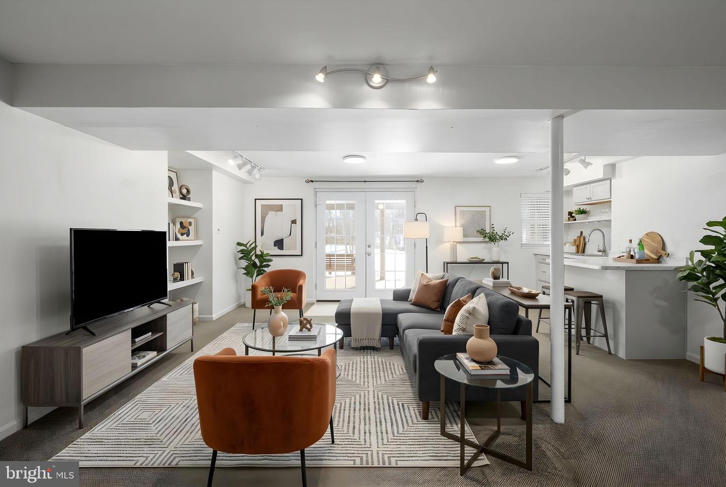 1114 BRADFIELD DR SW, LEESBURG, Virginia 20175, 4 Bedrooms Bedrooms, 14 Rooms Rooms,2 BathroomsBathrooms,Residential,For sale,1114 BRADFIELD DR SW,VALO2115158 MLS # VALO2115158