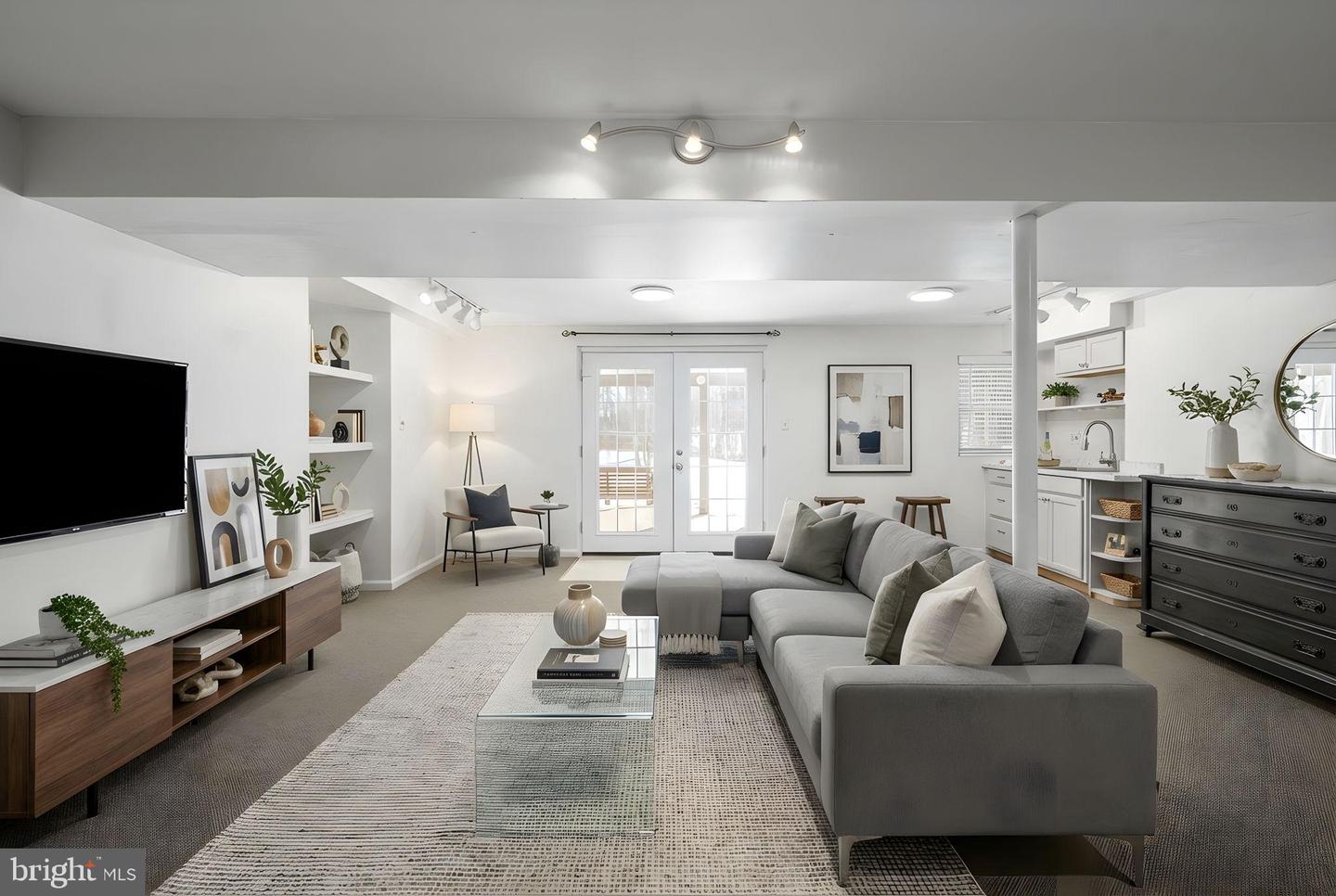 1114 BRADFIELD DR SW, LEESBURG, Virginia 20175, 4 Bedrooms Bedrooms, 14 Rooms Rooms,2 BathroomsBathrooms,Residential,For sale,1114 BRADFIELD DR SW,VALO2115158 MLS # VALO2115158