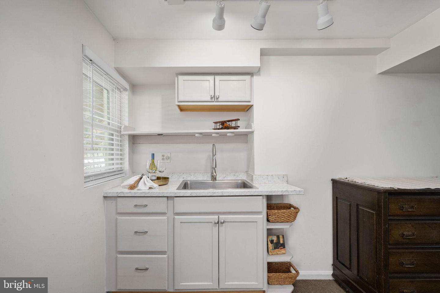 1114 BRADFIELD DR SW, LEESBURG, Virginia 20175, 4 Bedrooms Bedrooms, 14 Rooms Rooms,2 BathroomsBathrooms,Residential,For sale,1114 BRADFIELD DR SW,VALO2115158 MLS # VALO2115158