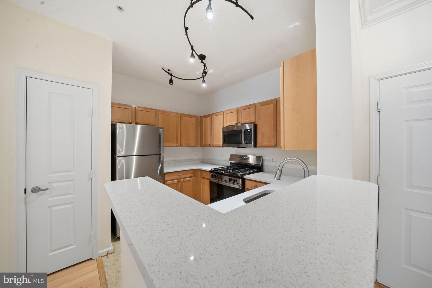 12000 MARKET ST #162, RESTON, Virginia 20190, ,Residential,For sale,12000 MARKET ST #162,VAFX2288896 MLS # VAFX2288896