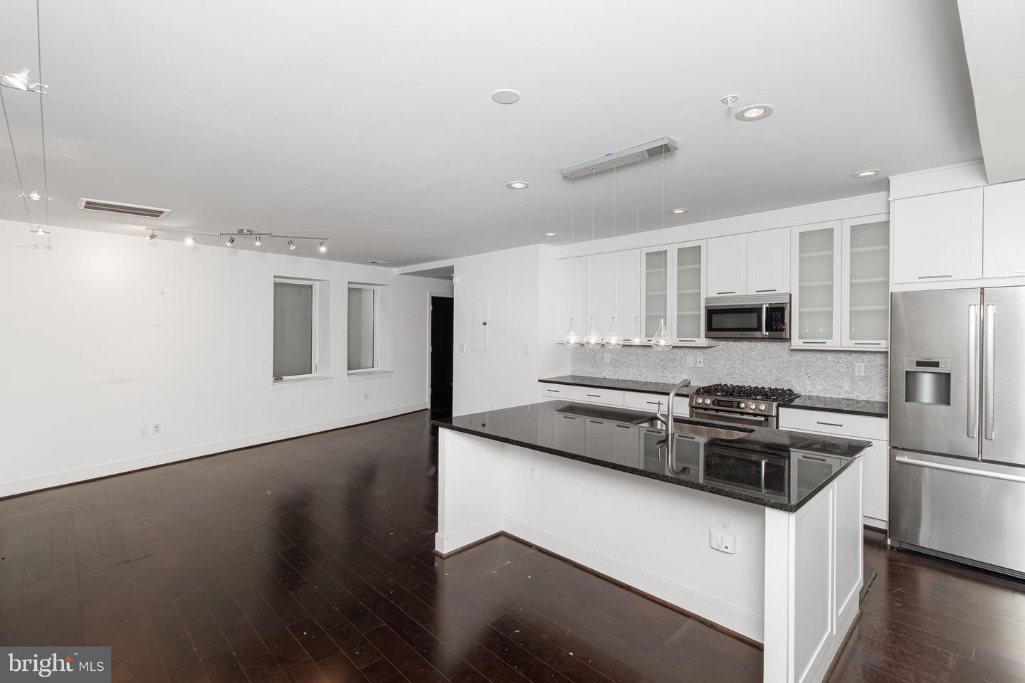 2360 CHAMPLAIN ST NW #B-2, WASHINGTON, District Of Columbia 20009, 1 Bedroom Bedrooms, ,1 BathroomBathrooms,Residential,For sale,2360 CHAMPLAIN ST NW #B-2,DCDC2244694 MLS # DCDC2244694 2360 CHAMPLAIN ST NW #B-2, WASHINGTON, District Of Columbia 20009, 1 Bedroom Bedrooms, ,1 BathroomBathrooms,Residential,For sale,2360 CHAMPLAIN ST NW #B-2,DCDC2244694 MLS # DCDC2244694