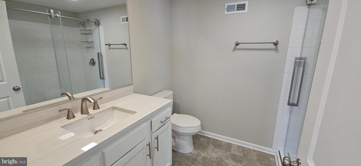 232 MYRTLE AVE, WINCHESTER, Virginia 22601, 4 Bedrooms Bedrooms, 10 Rooms Rooms,2 BathroomsBathrooms,Residential,For sale,232 MYRTLE AVE,VAWI2009914 MLS # VAWI2009914