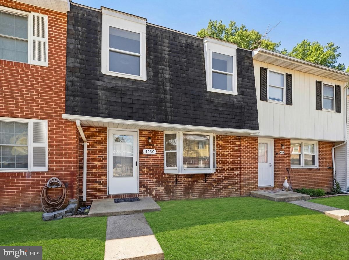 4530 APPLEDALE CT, MARSHALL, Virginia 20115, 3 Bedrooms Bedrooms, ,1 BathroomBathrooms,Residential,For sale,4530 APPLEDALE CT,VAFQ2020444 MLS # VAFQ2020444