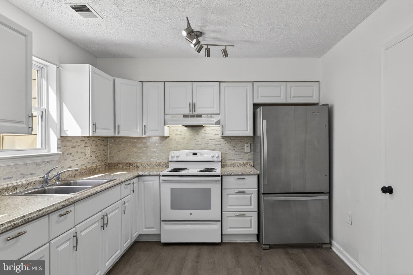 4530 APPLEDALE CT, MARSHALL, Virginia 20115, 3 Bedrooms Bedrooms, ,1 BathroomBathrooms,Residential,For sale,4530 APPLEDALE CT,VAFQ2020444 MLS # VAFQ2020444