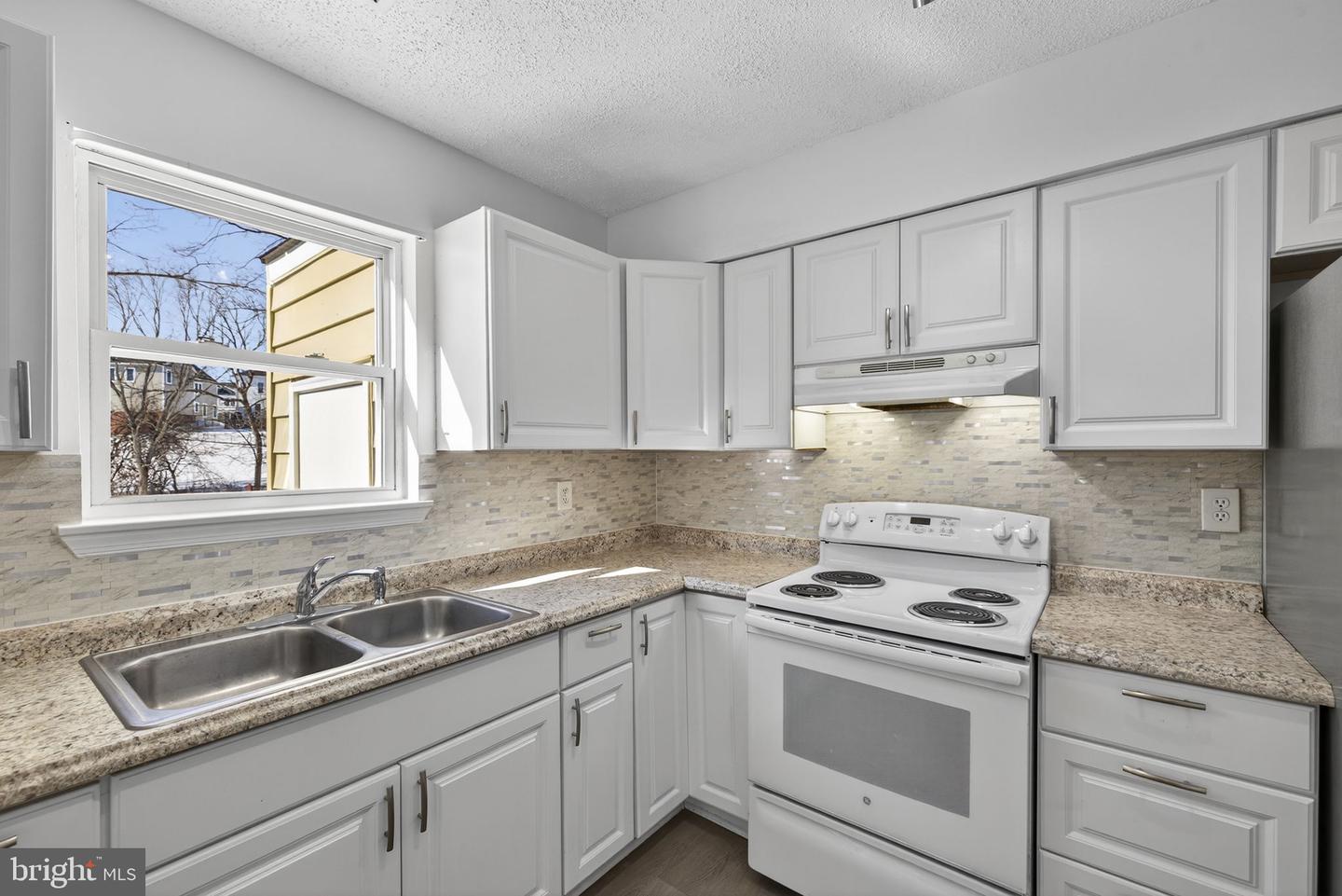 4530 APPLEDALE CT, MARSHALL, Virginia 20115, 3 Bedrooms Bedrooms, ,1 BathroomBathrooms,Residential,For sale,4530 APPLEDALE CT,VAFQ2020444 MLS # VAFQ2020444