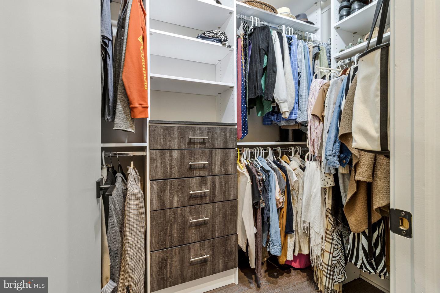 3217 WARDER ST NW #1, WASHINGTON, District Of Columbia 20010, 2 Bedrooms Bedrooms, ,2 BathroomsBathrooms,Residential,For sale,3217 WARDER ST NW #1,DCDC2244972 MLS # DCDC2244972