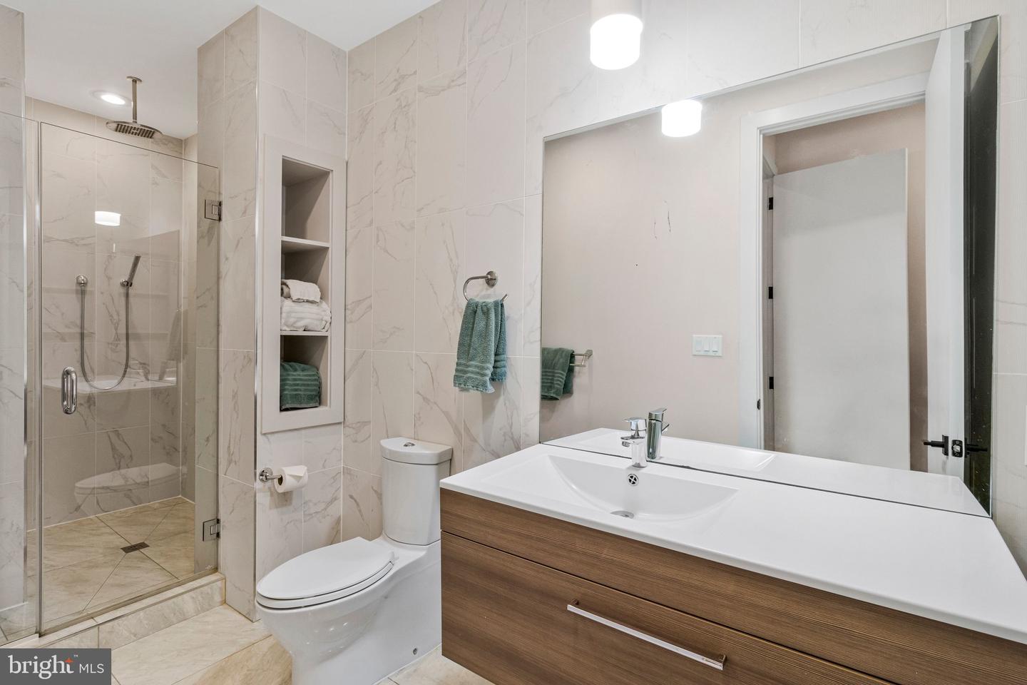 3217 WARDER ST NW #1, WASHINGTON, District Of Columbia 20010, 2 Bedrooms Bedrooms, ,2 BathroomsBathrooms,Residential,For sale,3217 WARDER ST NW #1,DCDC2244972 MLS # DCDC2244972