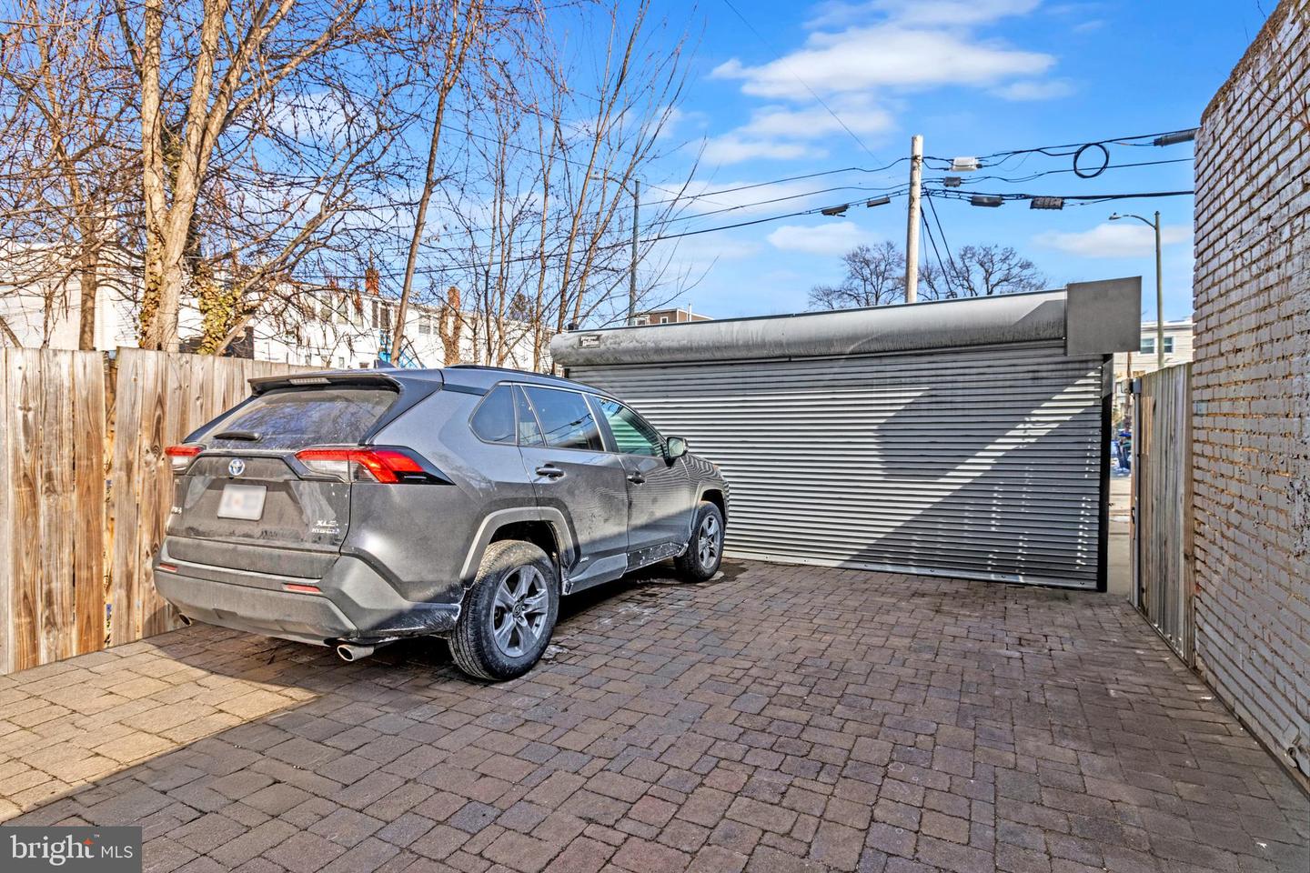 3217 WARDER ST NW #1, WASHINGTON, District Of Columbia 20010, 2 Bedrooms Bedrooms, ,2 BathroomsBathrooms,Residential,For sale,3217 WARDER ST NW #1,DCDC2244972 MLS # DCDC2244972