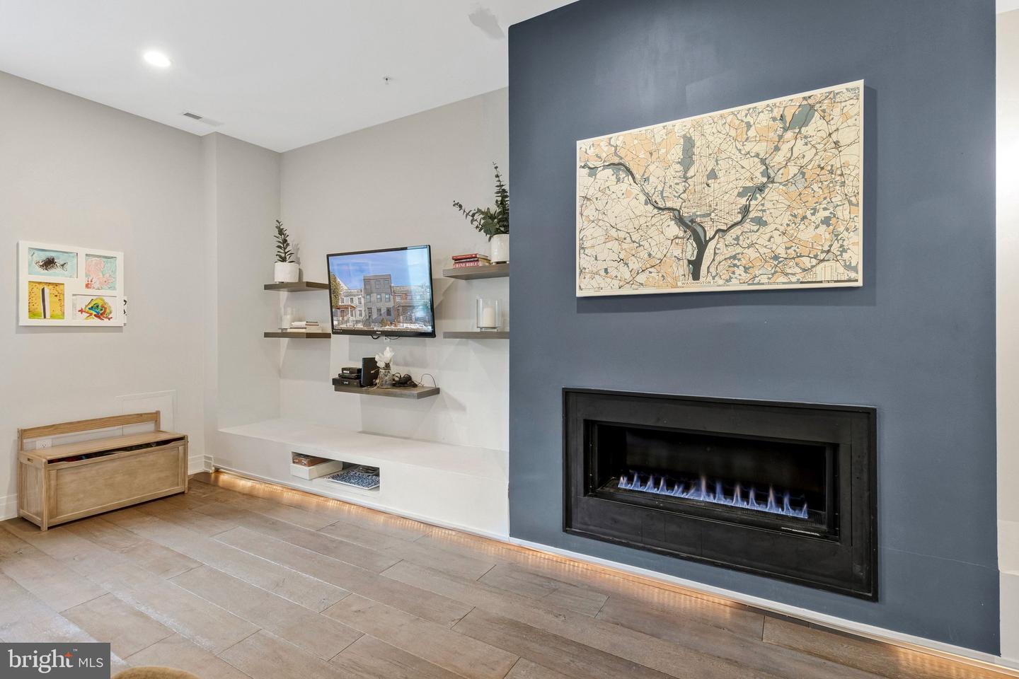 3217 WARDER ST NW #1, WASHINGTON, District Of Columbia 20010, 2 Bedrooms Bedrooms, ,2 BathroomsBathrooms,Residential,For sale,3217 WARDER ST NW #1,DCDC2244972 MLS # DCDC2244972