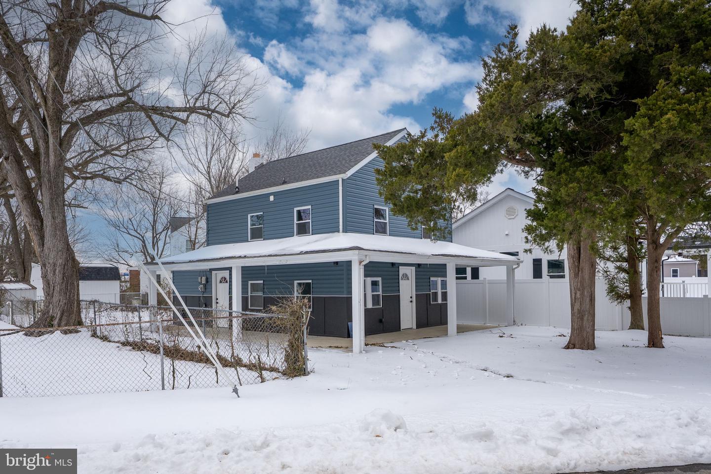 400 WIRT ST, COLONIAL BEACH, Virginia 22443, 2 Bedrooms Bedrooms, ,1 BathroomBathrooms,Residential,For sale,400 WIRT ST,VAWE2010478 MLS # VAWE2010478