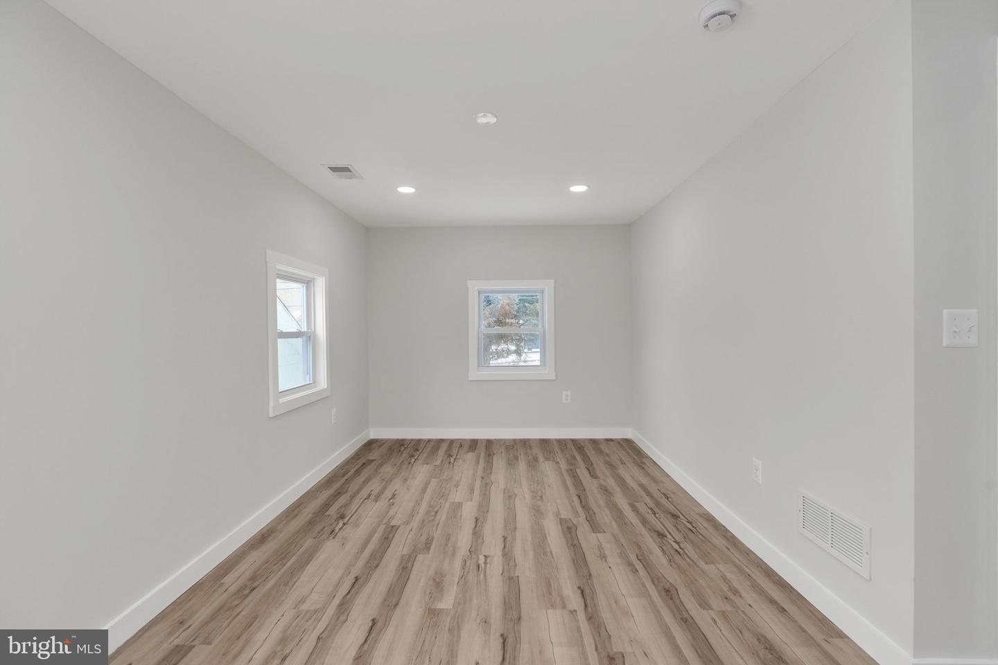 400 WIRT ST, COLONIAL BEACH, Virginia 22443, 2 Bedrooms Bedrooms, ,1 BathroomBathrooms,Residential,For sale,400 WIRT ST,VAWE2010478 MLS # VAWE2010478