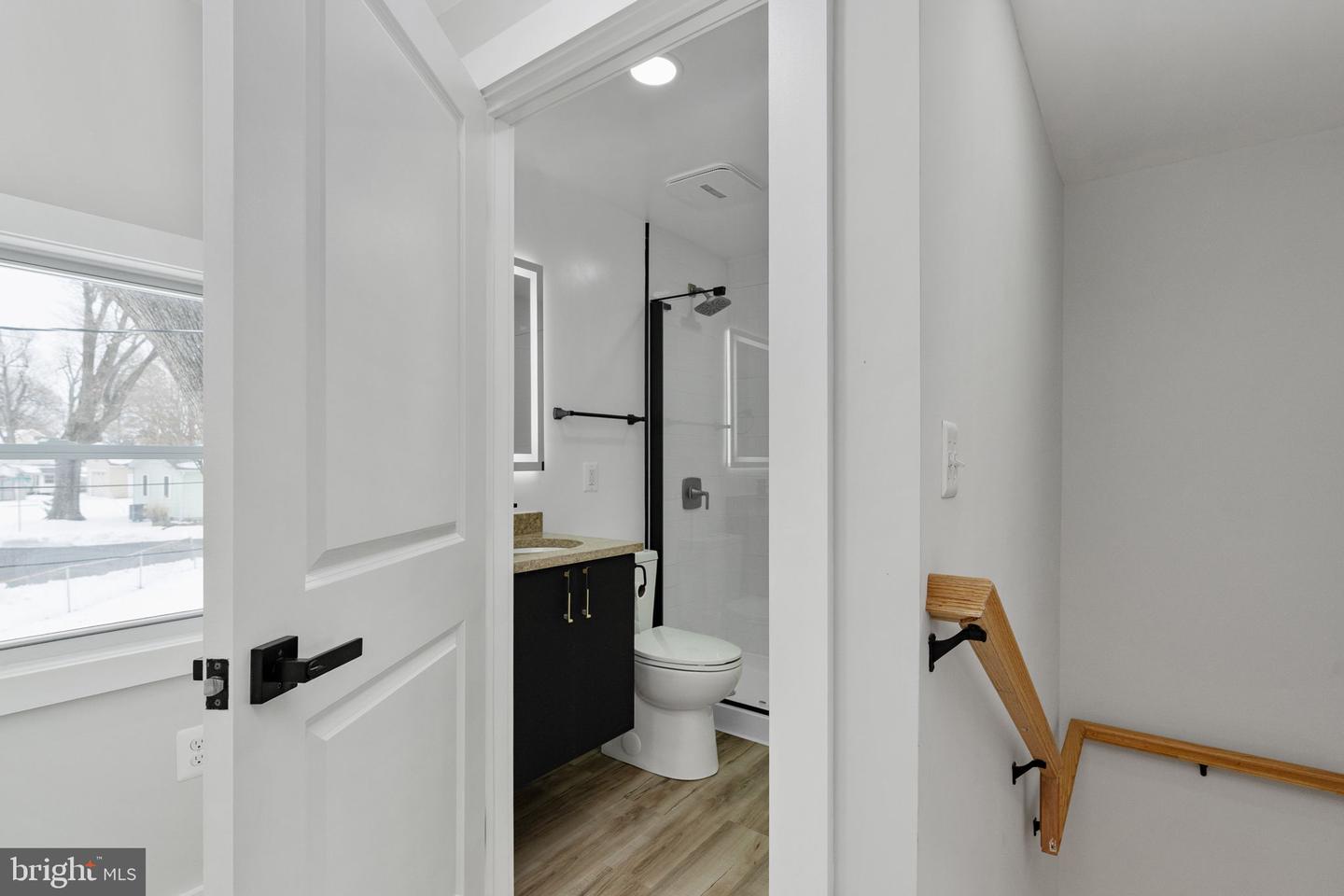 400 WIRT ST, COLONIAL BEACH, Virginia 22443, 2 Bedrooms Bedrooms, ,1 BathroomBathrooms,Residential,For sale,400 WIRT ST,VAWE2010478 MLS # VAWE2010478