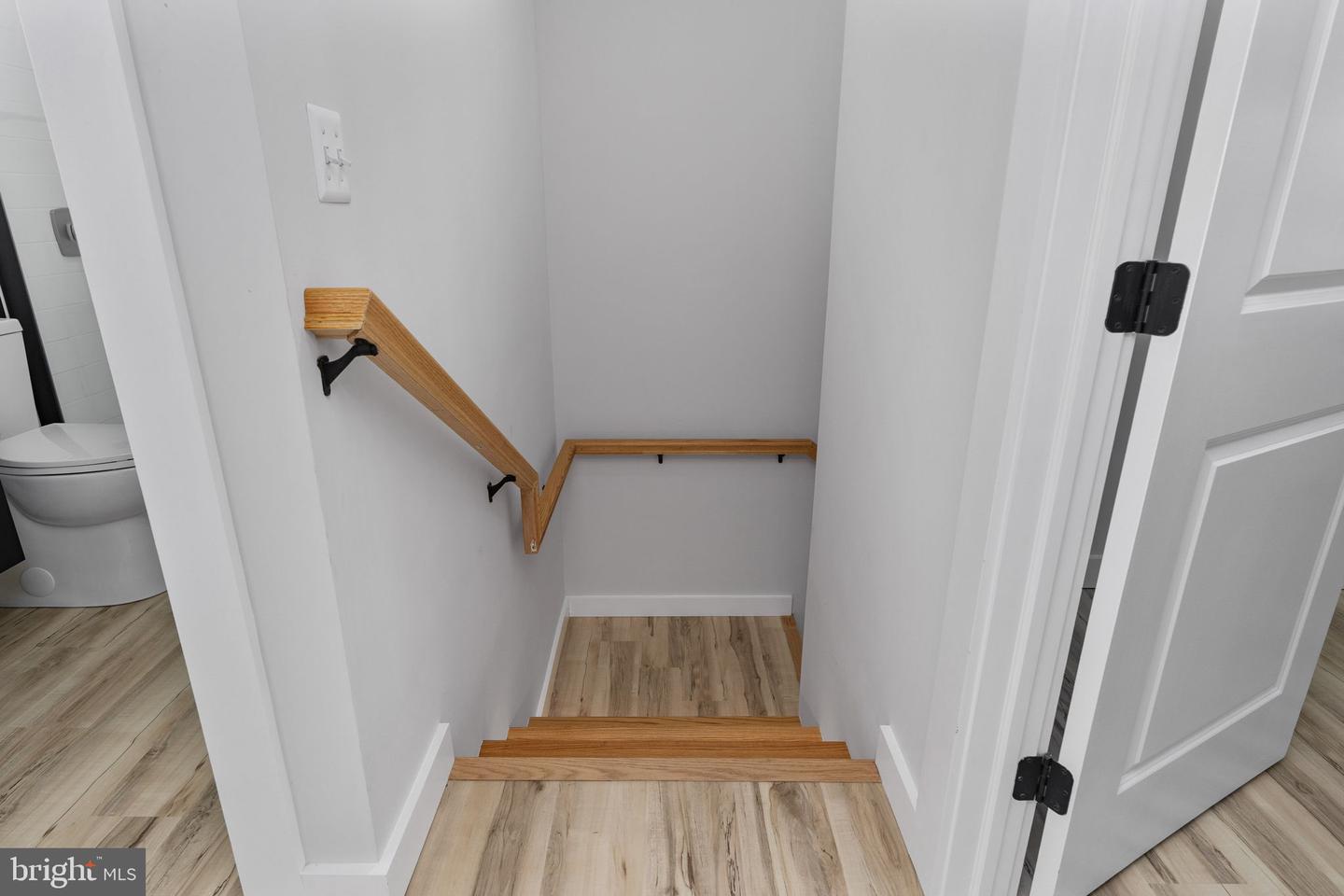 400 WIRT ST, COLONIAL BEACH, Virginia 22443, 2 Bedrooms Bedrooms, ,1 BathroomBathrooms,Residential,For sale,400 WIRT ST,VAWE2010478 MLS # VAWE2010478