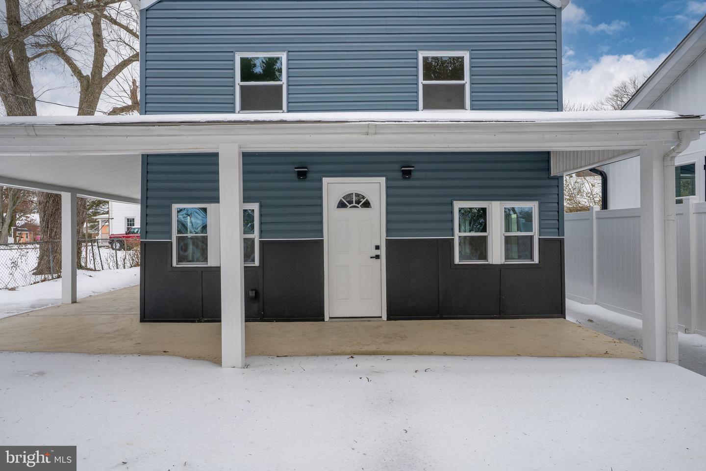 400 WIRT ST, COLONIAL BEACH, Virginia 22443, 2 Bedrooms Bedrooms, ,1 BathroomBathrooms,Residential,For sale,400 WIRT ST,VAWE2010478 MLS # VAWE2010478