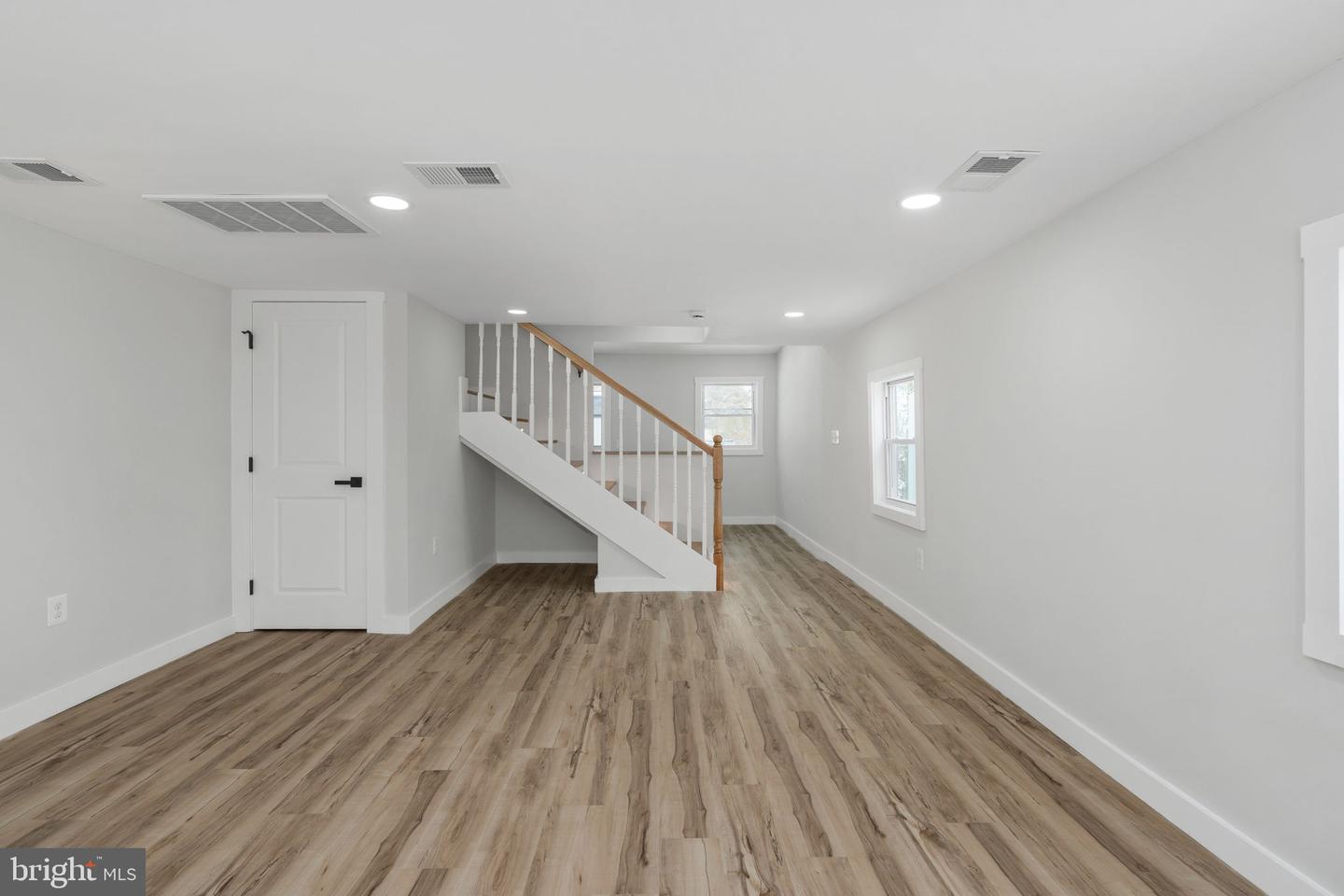 400 WIRT ST, COLONIAL BEACH, Virginia 22443, 2 Bedrooms Bedrooms, ,1 BathroomBathrooms,Residential,For sale,400 WIRT ST,VAWE2010478 MLS # VAWE2010478