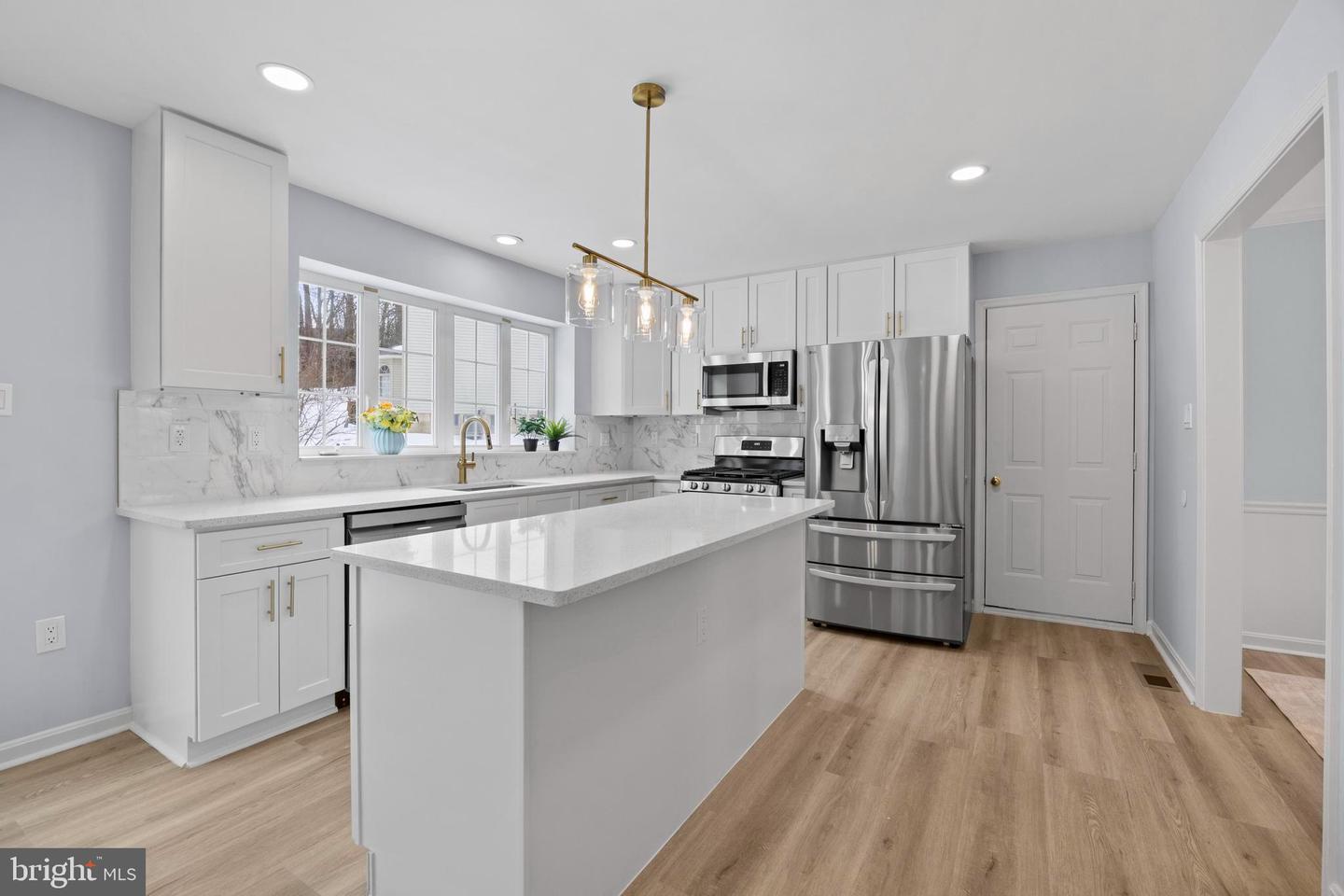 3696 WERTZ DR, WOODBRIDGE, Virginia 22193, 4 Bedrooms Bedrooms, ,3 BathroomsBathrooms,Residential,For sale,3696 WERTZ DR,VAPW2112034 MLS # VAPW2112034