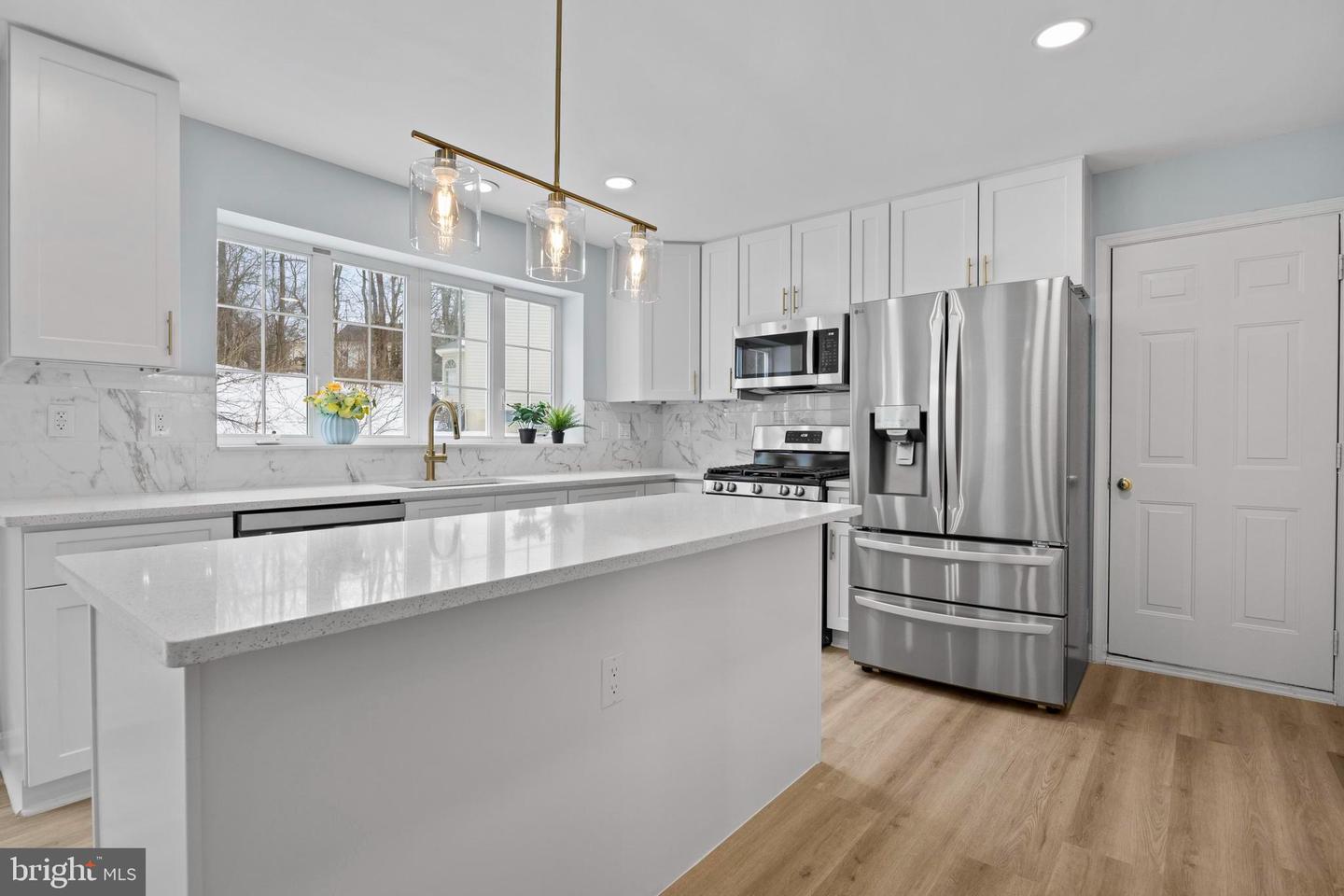 3696 WERTZ DR, WOODBRIDGE, Virginia 22193, 4 Bedrooms Bedrooms, ,3 BathroomsBathrooms,Residential,For sale,3696 WERTZ DR,VAPW2112034 MLS # VAPW2112034