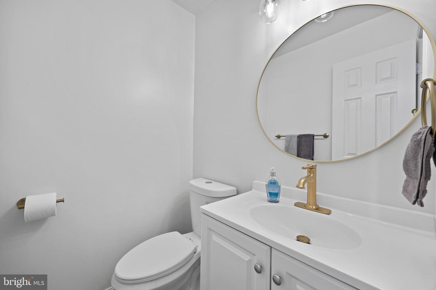 3696 WERTZ DR, WOODBRIDGE, Virginia 22193, 4 Bedrooms Bedrooms, ,3 BathroomsBathrooms,Residential,For sale,3696 WERTZ DR,VAPW2112034 MLS # VAPW2112034