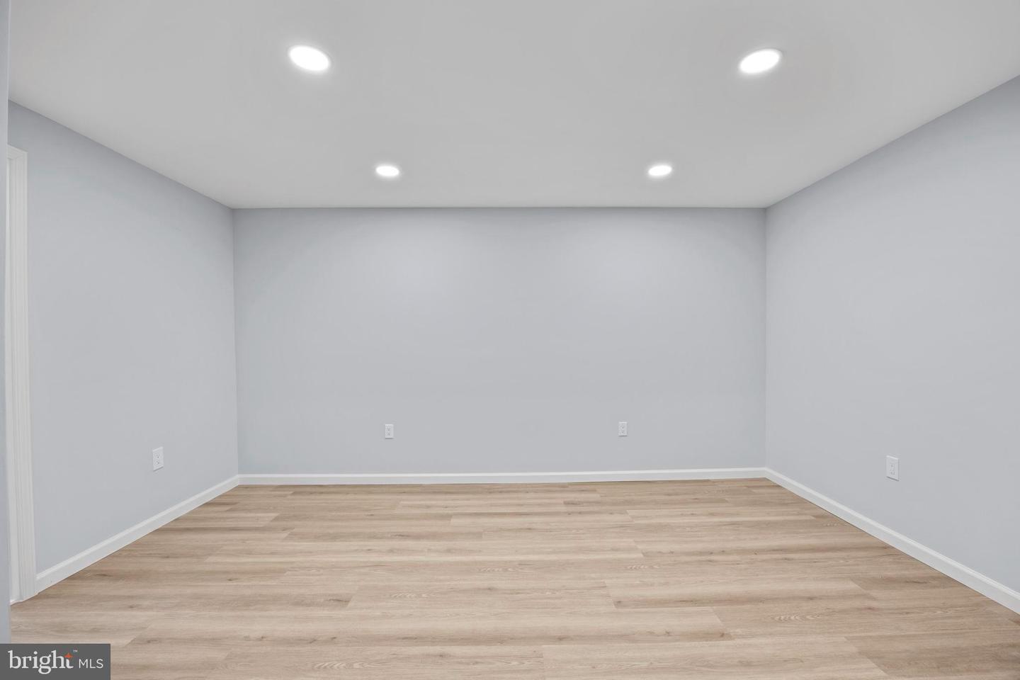 3696 WERTZ DR, WOODBRIDGE, Virginia 22193, 4 Bedrooms Bedrooms, ,3 BathroomsBathrooms,Residential,For sale,3696 WERTZ DR,VAPW2112034 MLS # VAPW2112034