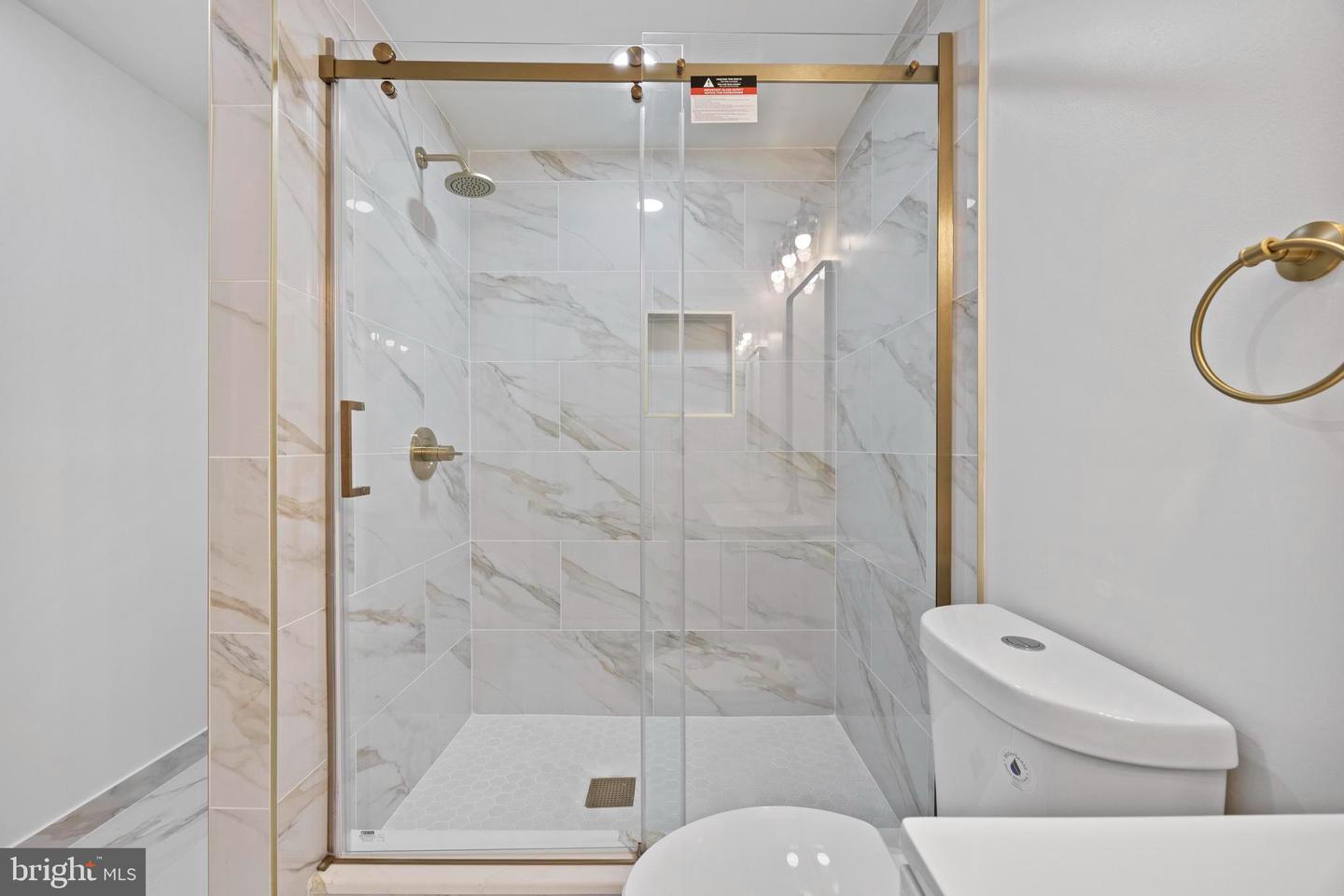 3696 WERTZ DR, WOODBRIDGE, Virginia 22193, 4 Bedrooms Bedrooms, ,3 BathroomsBathrooms,Residential,For sale,3696 WERTZ DR,VAPW2112034 MLS # VAPW2112034