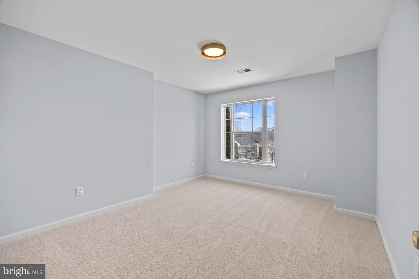 3696 WERTZ DR, WOODBRIDGE, Virginia 22193, 4 Bedrooms Bedrooms, ,3 BathroomsBathrooms,Residential,For sale,3696 WERTZ DR,VAPW2112034 MLS # VAPW2112034