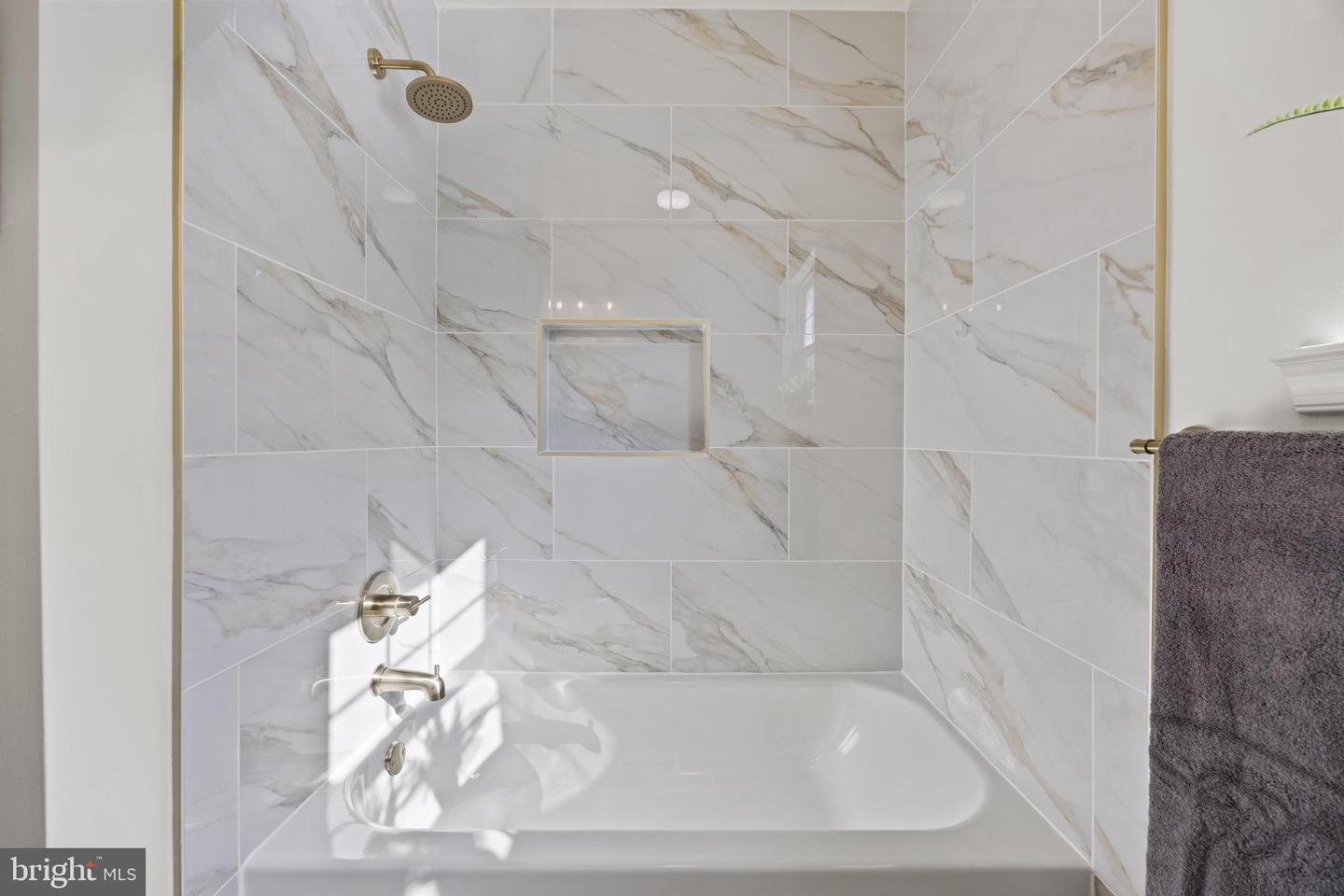 3696 WERTZ DR, WOODBRIDGE, Virginia 22193, 4 Bedrooms Bedrooms, ,3 BathroomsBathrooms,Residential,For sale,3696 WERTZ DR,VAPW2112034 MLS # VAPW2112034