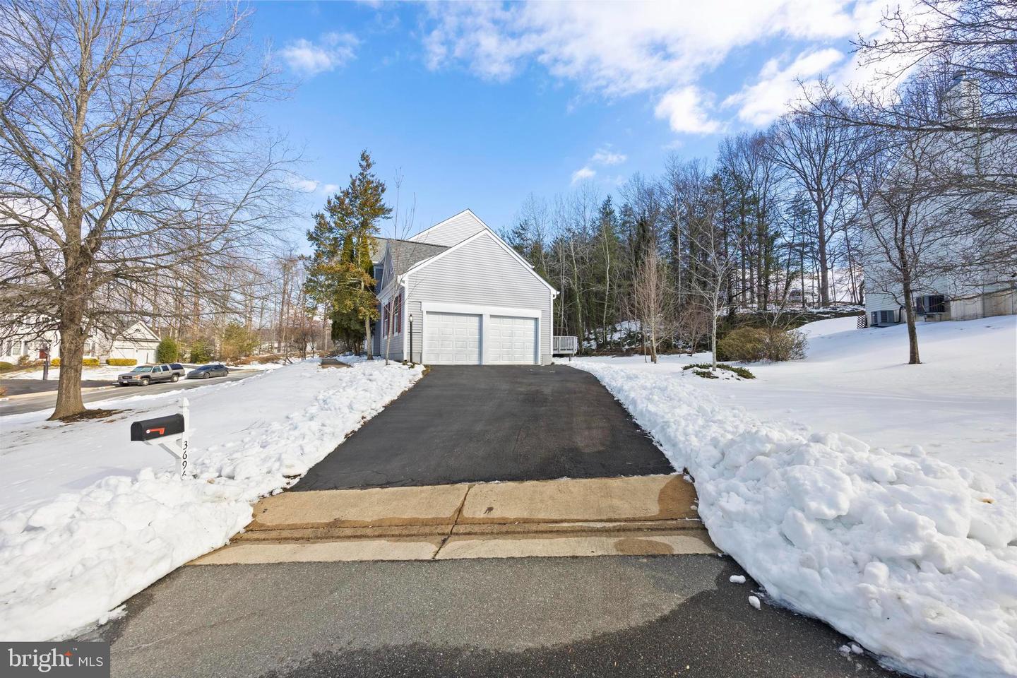 3696 WERTZ DR, WOODBRIDGE, Virginia 22193, 4 Bedrooms Bedrooms, ,3 BathroomsBathrooms,Residential,For sale,3696 WERTZ DR,VAPW2112034 MLS # VAPW2112034