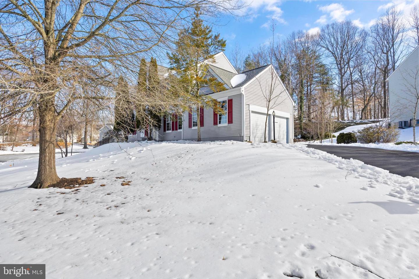 3696 WERTZ DR, WOODBRIDGE, Virginia 22193, 4 Bedrooms Bedrooms, ,3 BathroomsBathrooms,Residential,For sale,3696 WERTZ DR,VAPW2112034 MLS # VAPW2112034