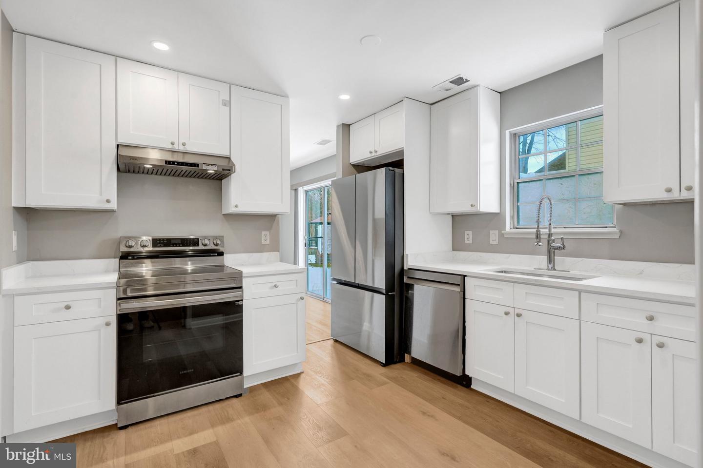 13512 APPLE BARREL CT, HERNDON, Virginia 20171, 3 Bedrooms Bedrooms, ,2 BathroomsBathrooms,Residential,For sale,13512 APPLE BARREL CT,VAFX2289558 MLS # VAFX2289558