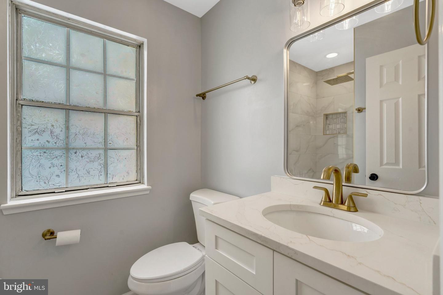 13512 APPLE BARREL CT, HERNDON, Virginia 20171, 3 Bedrooms Bedrooms, ,2 BathroomsBathrooms,Residential,For sale,13512 APPLE BARREL CT,VAFX2289558 MLS # VAFX2289558